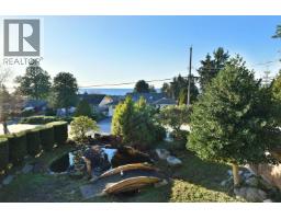 4726 Laurel Avenue, Sechelt, BC V7Z0E7 Photo 24