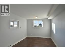 4726 Laurel Avenue, Sechelt, BC V7Z0E7 Photo 27