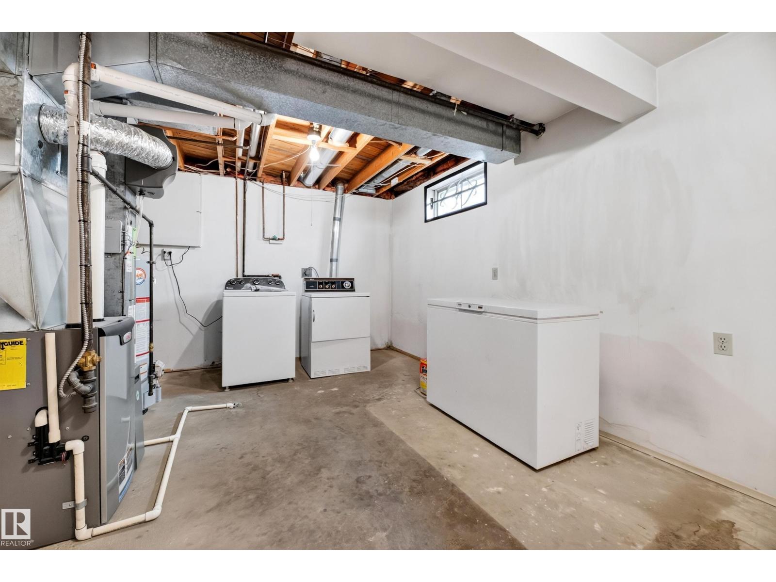 11607 139 AV NW - 37