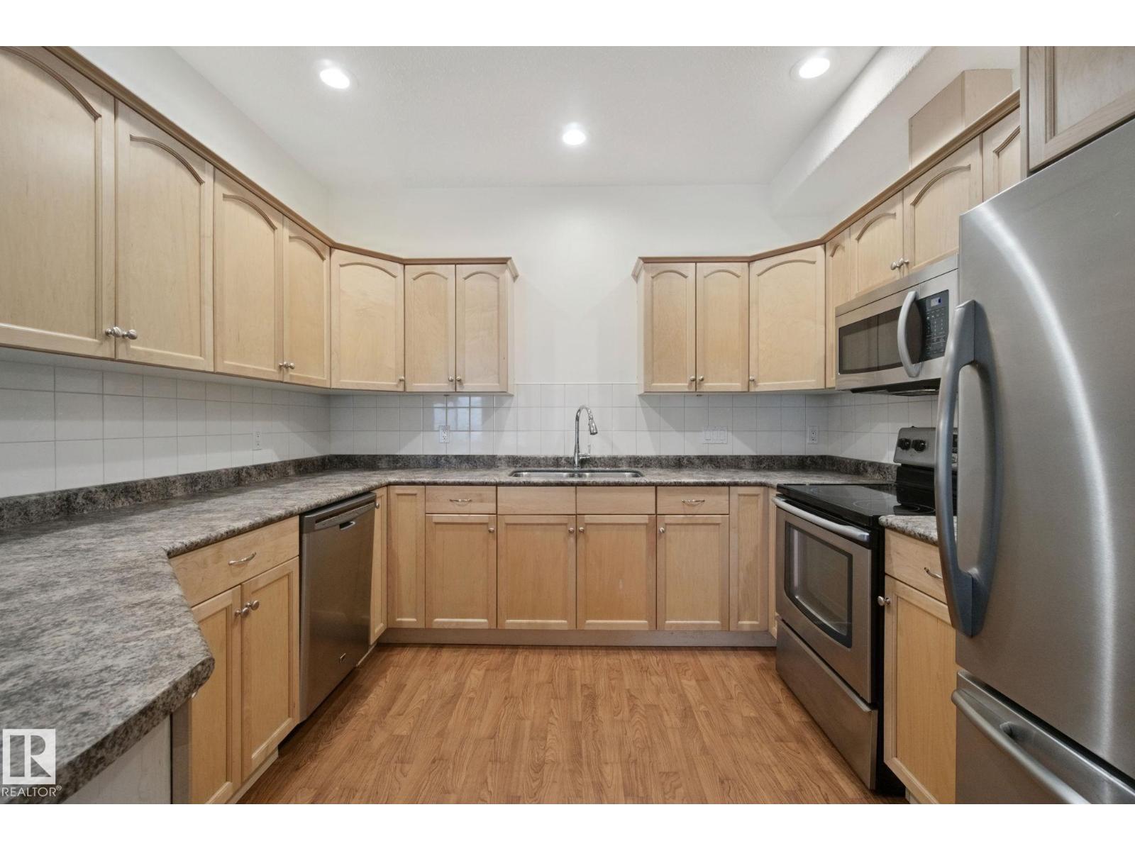 #203 10178 117 ST NW - 6