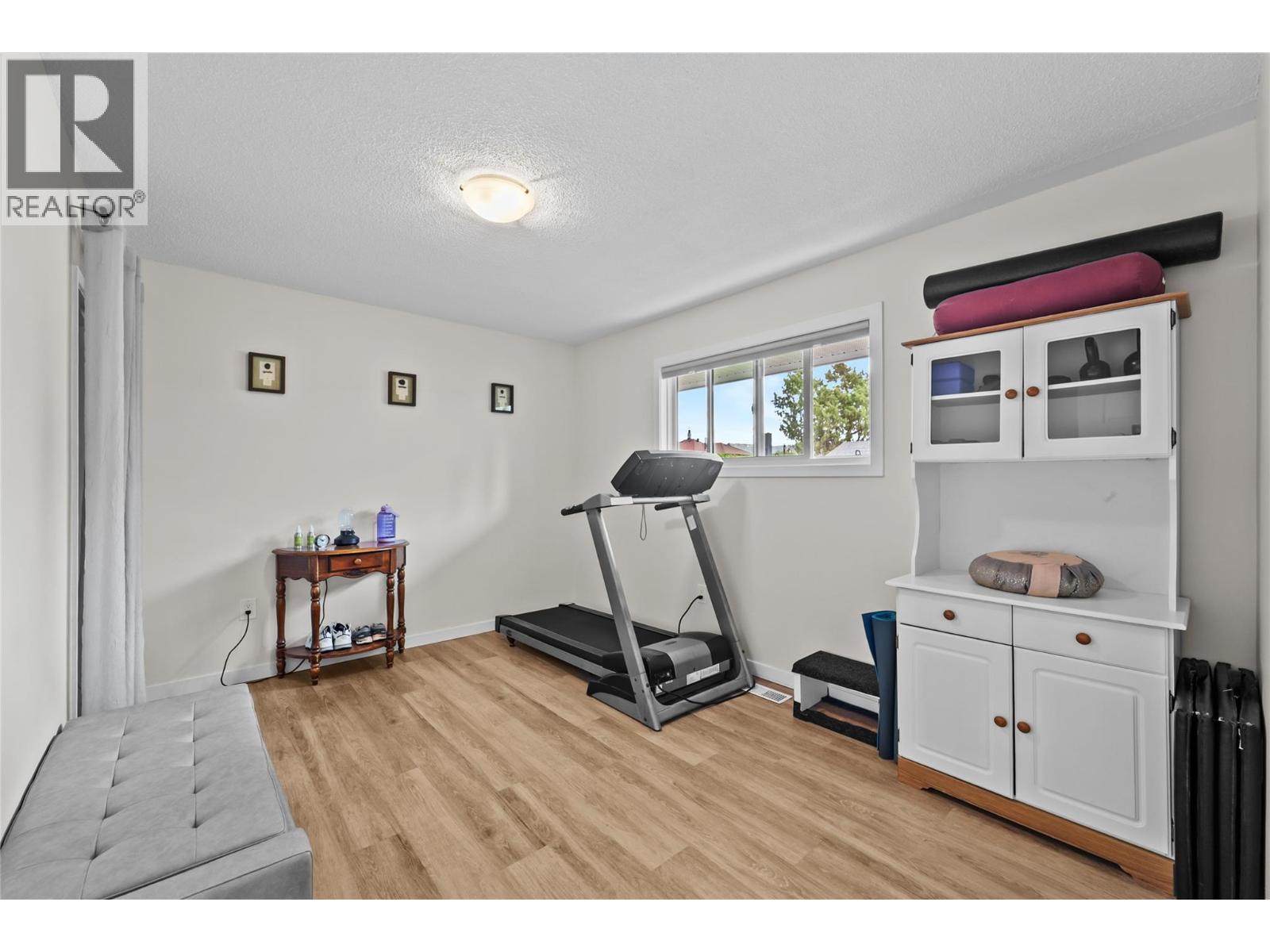 1735 Quilchena Avenue - Image 31