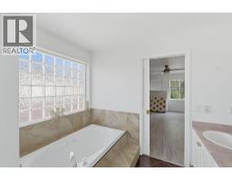 348 Phipps Crescent, Kelowna, BC V1X7N8 Photo 20