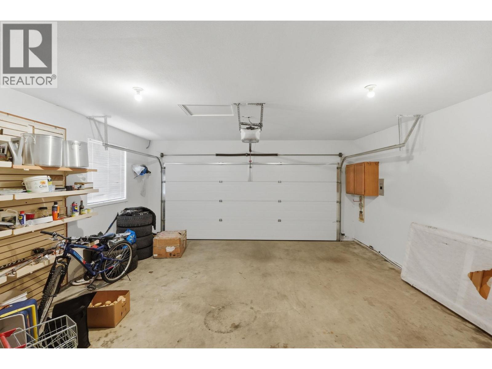  348 Phipps Crescent, Kelowna