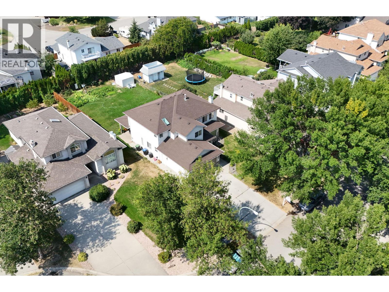  348 Phipps Crescent, Kelowna