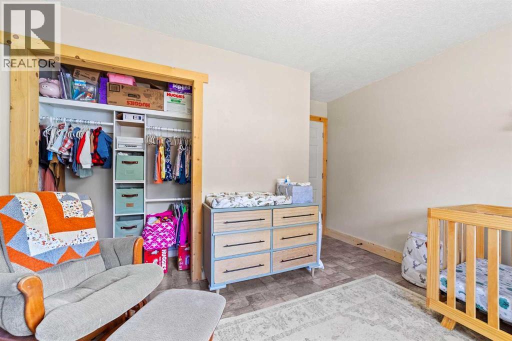 5113 49 Avenue - Image 11