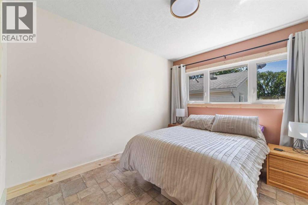 5113 49 Avenue - Image 13