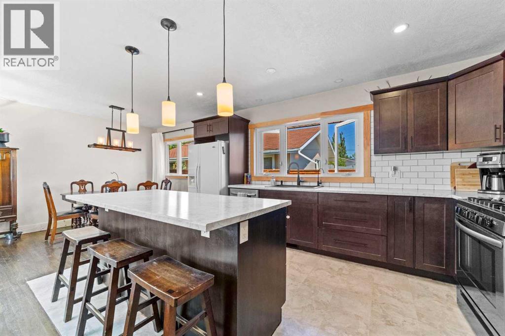 5113 49 Avenue - Image 3