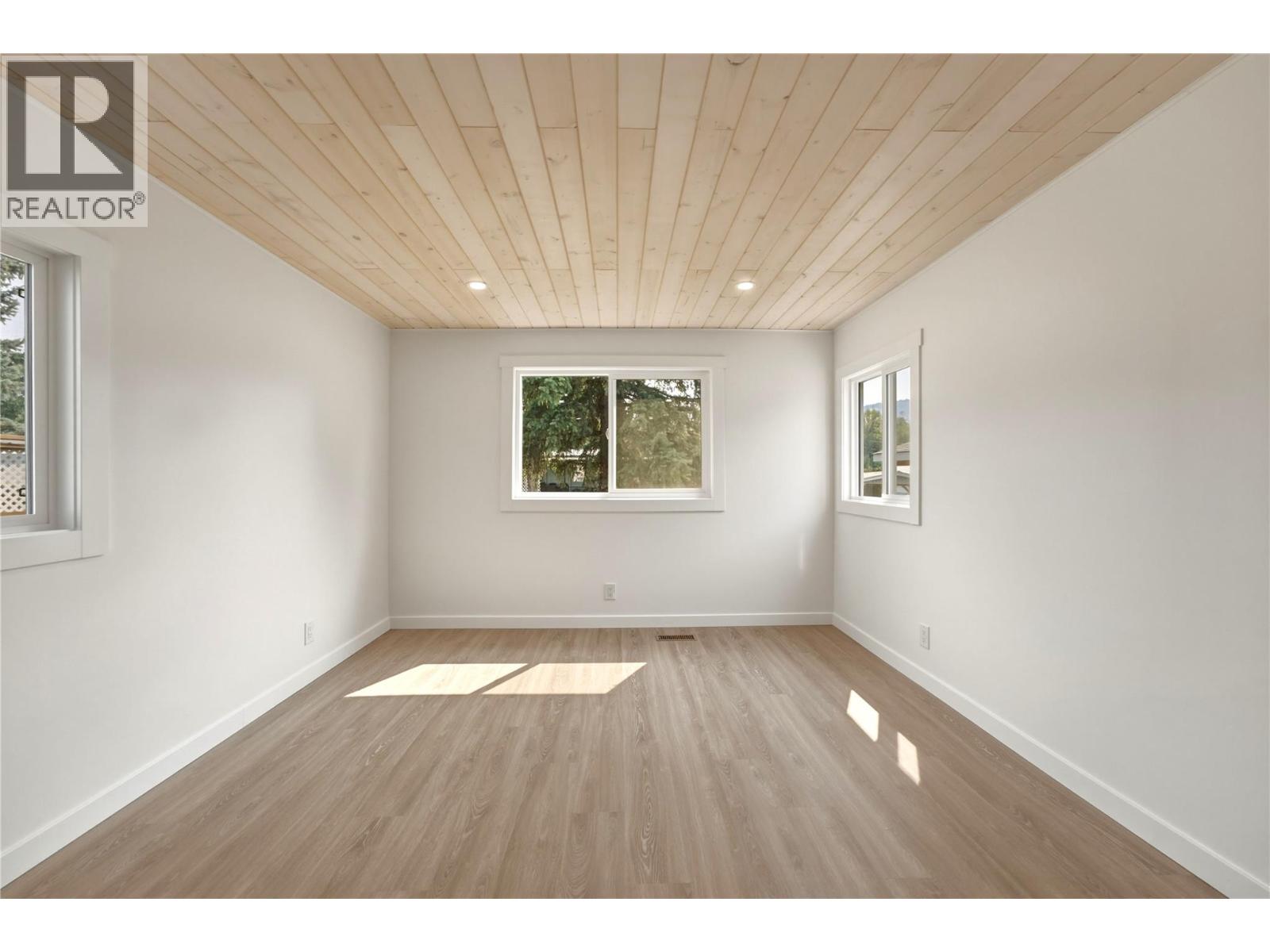 5484 Okanagan Landing Road Unit# 68, Vernon