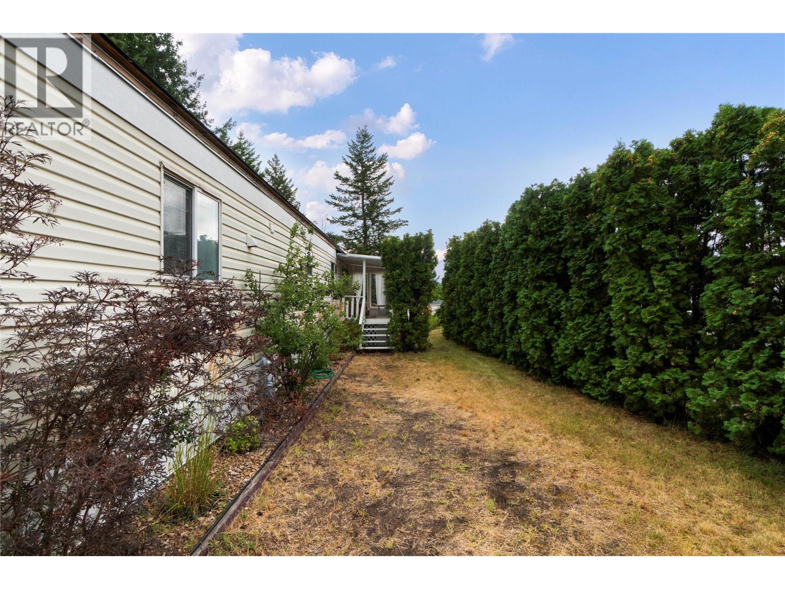 #85 1361 30 Street SE - 3