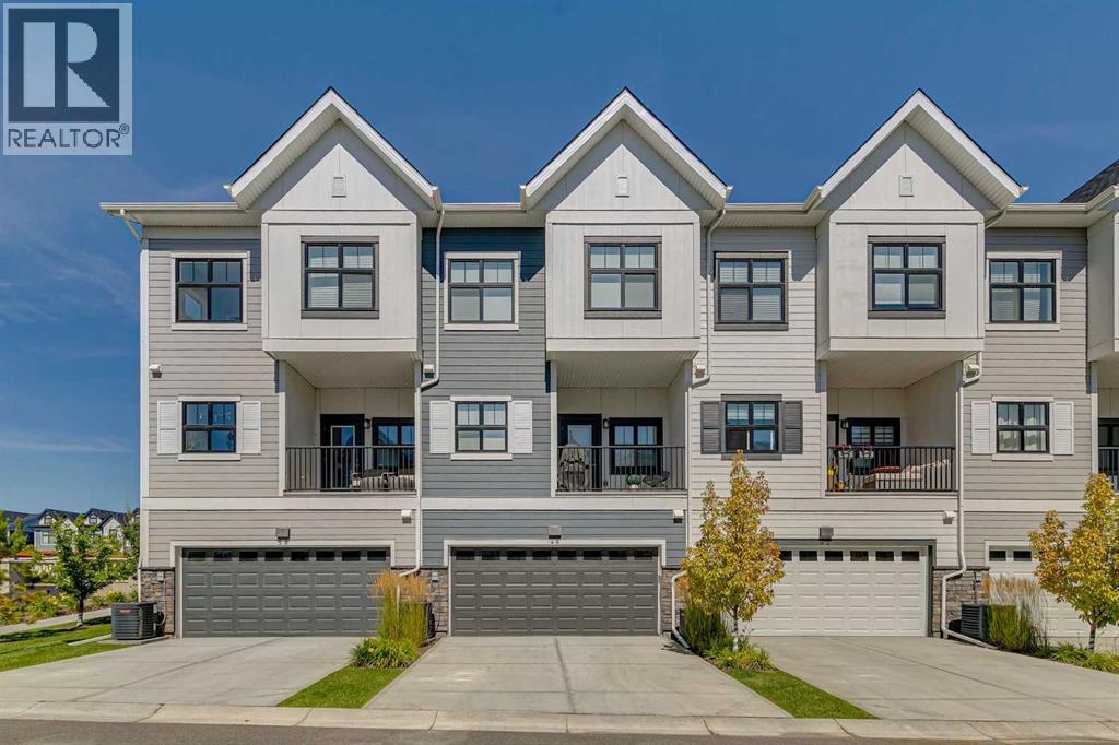 46 Les Jardins Park SE, Douglasdale/Glen, Calgary photo 2