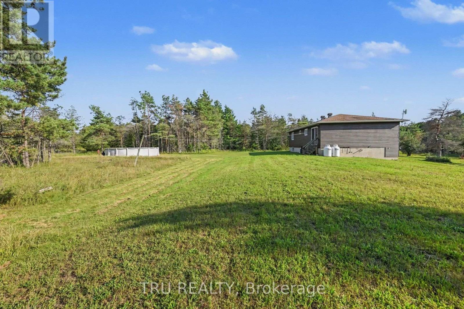 445 BOLTON ROAD - 28