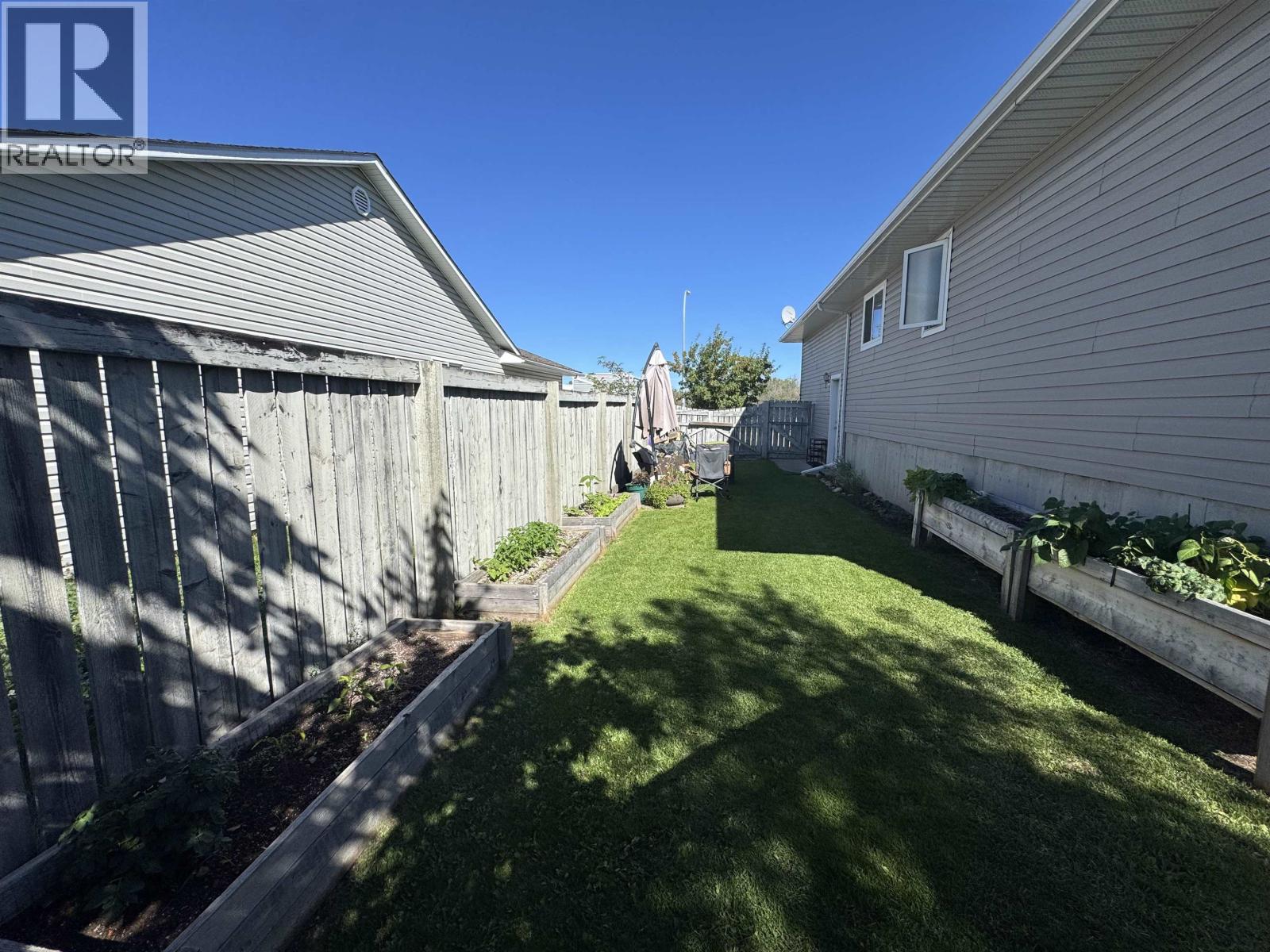 9715 114A AVENUE - Image 37