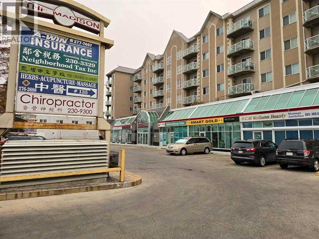 138, 1518 Centre Street NE, Calgary, Alberta, T2E2R9