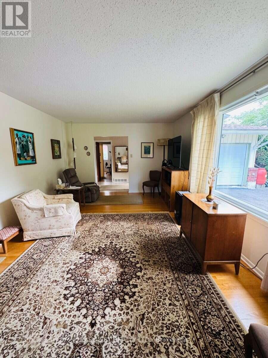 2154 DUTTON CRESCENT - Image 13