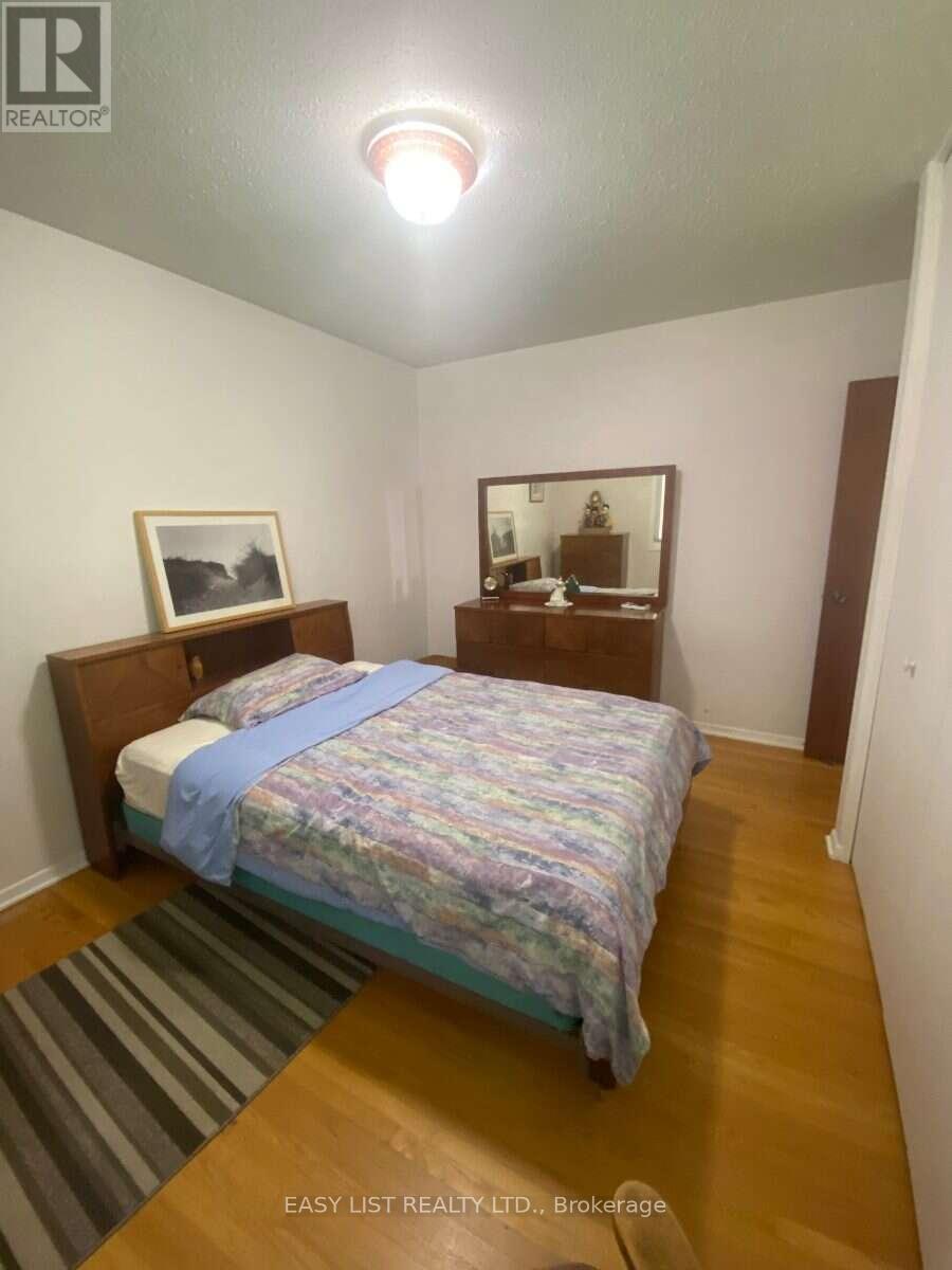 2154 DUTTON CRESCENT - Image 31