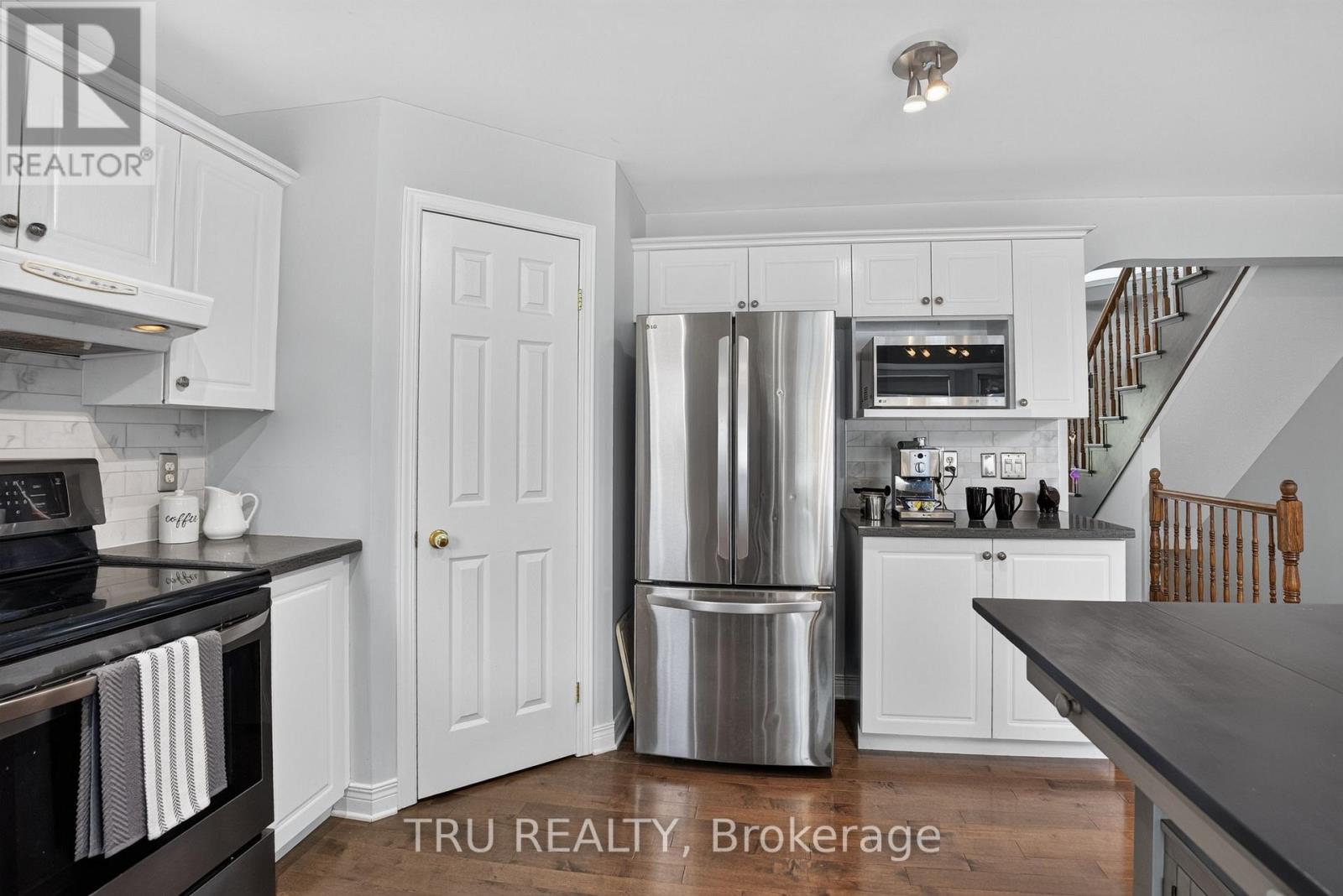 57 GOLFLINKS DRIVE - Image 11