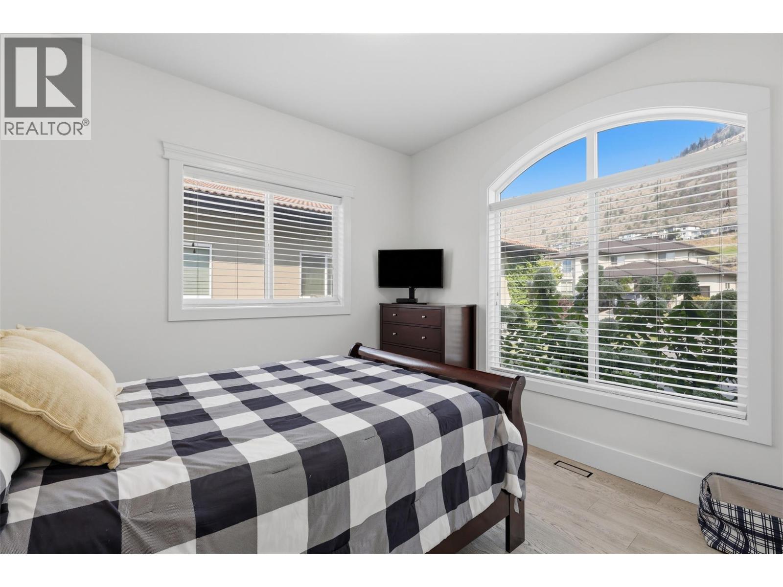 3030 Visao Court - Image 24