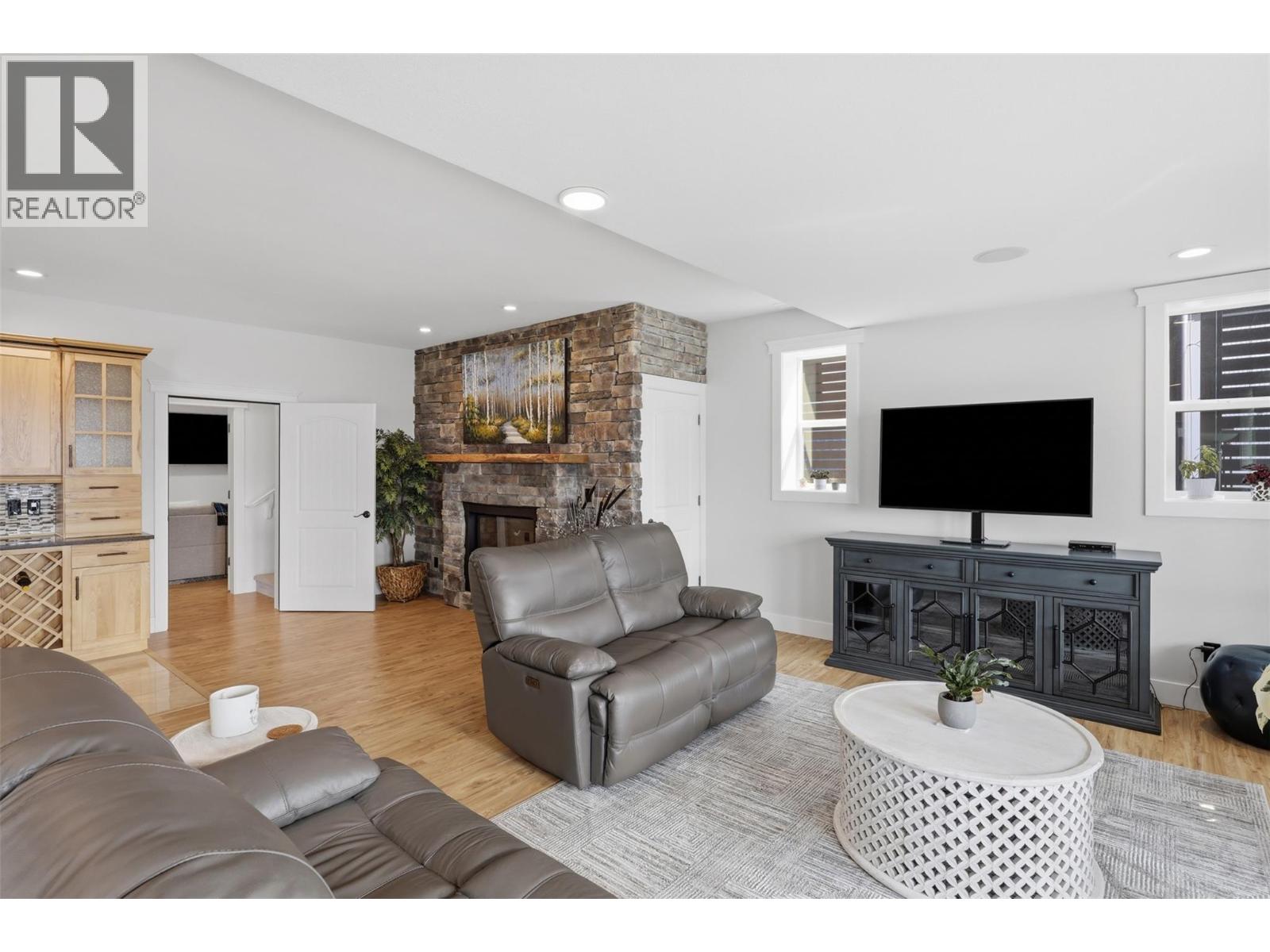3030 Visao Court - Image 51