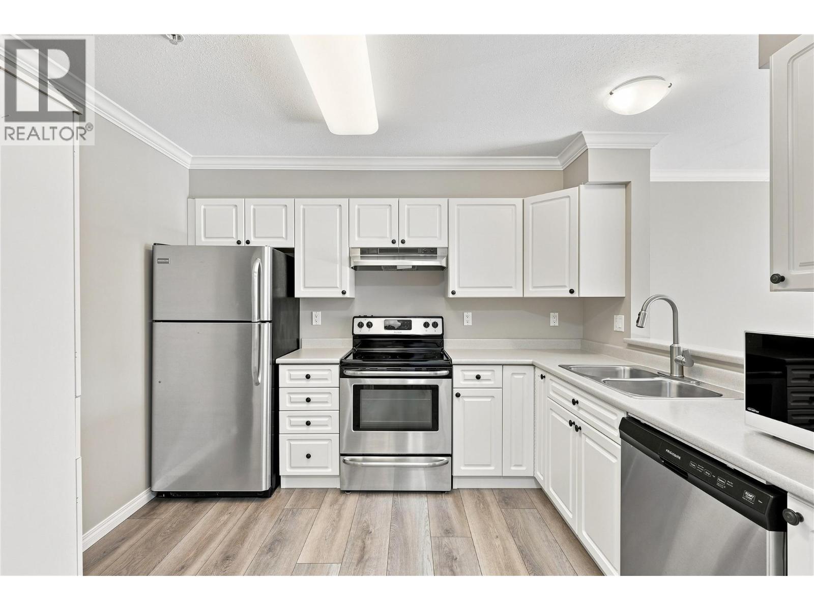 #214 1120 Hugh Allan Drive - Image 4
