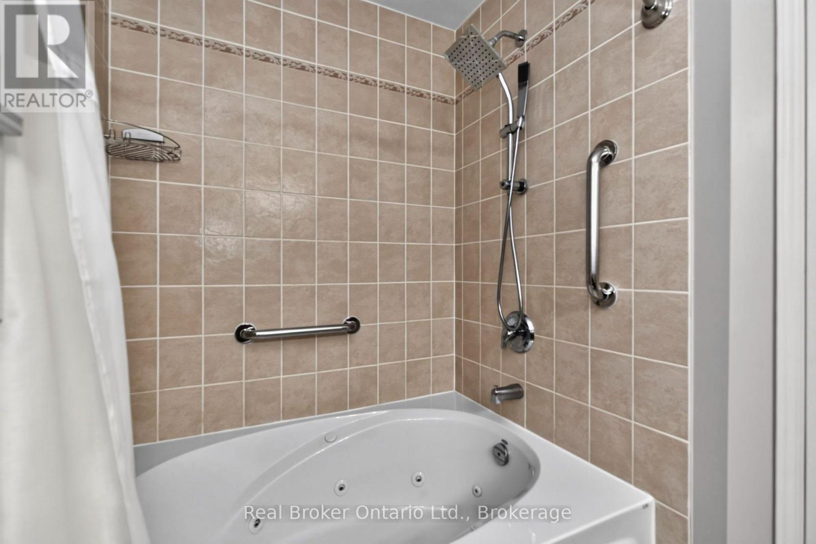140 SOUTHWINDS CRESCENT - Image 25