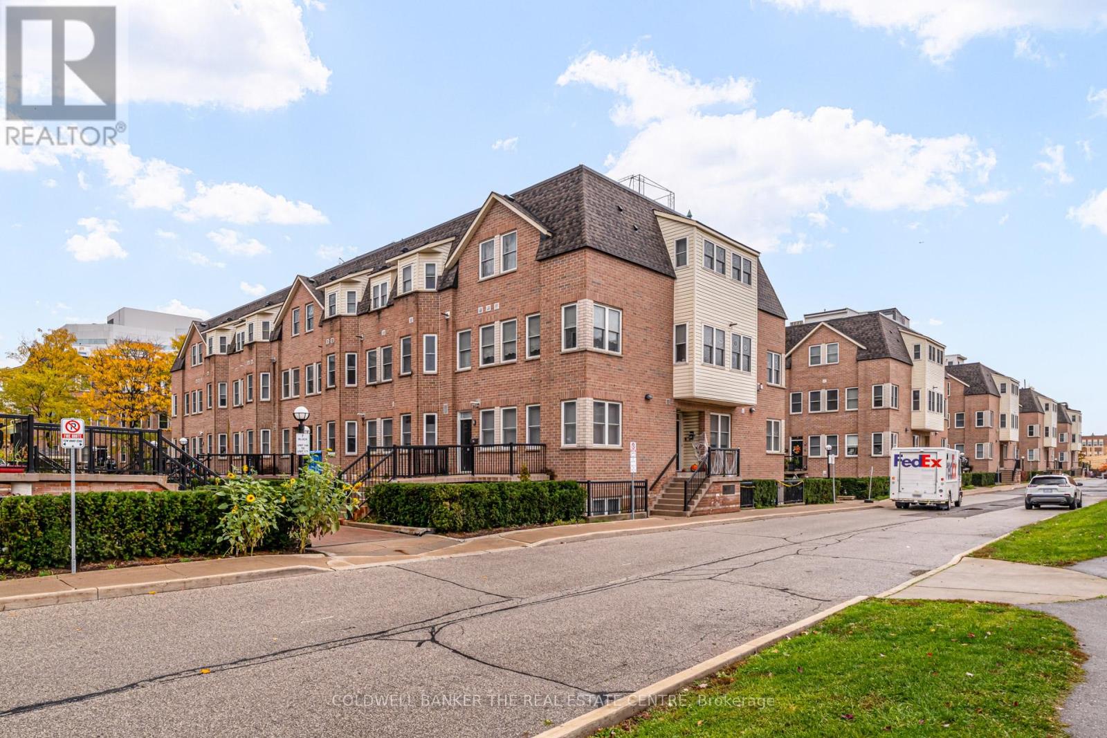 #137 760 LAWRENCE AVENUE W - 1