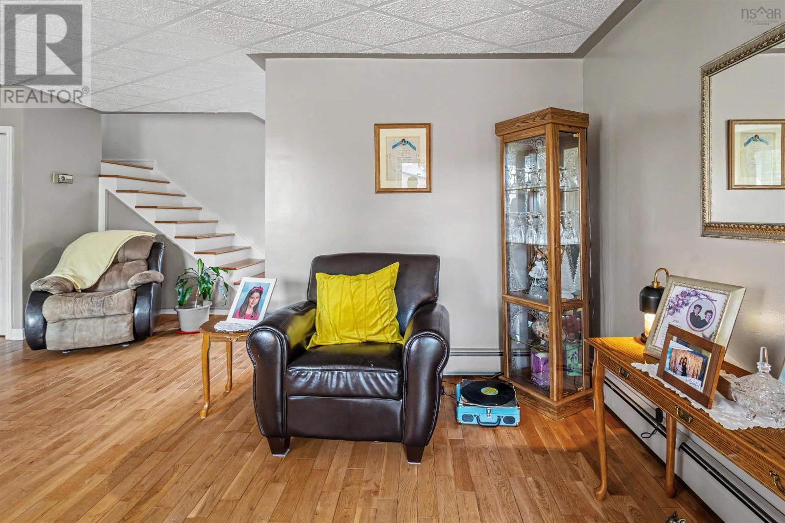 109 Upper Mclean Street - Image 23