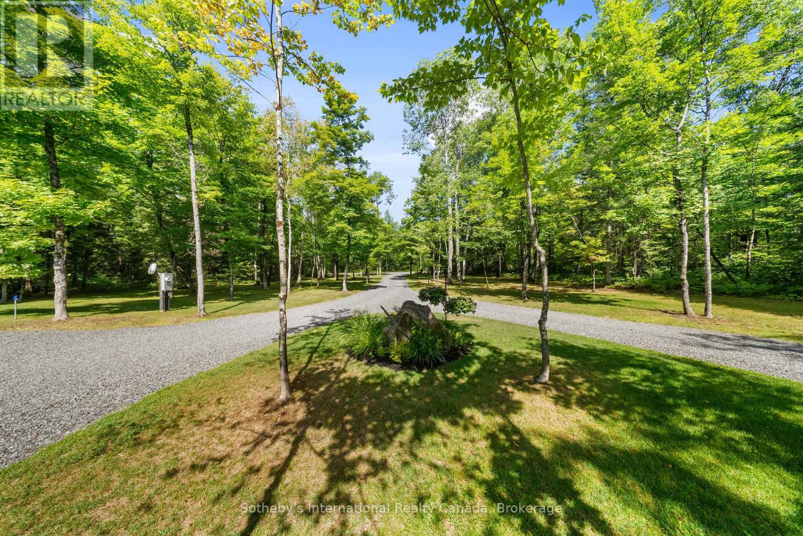 187 BAY LAKE ROAD - 34