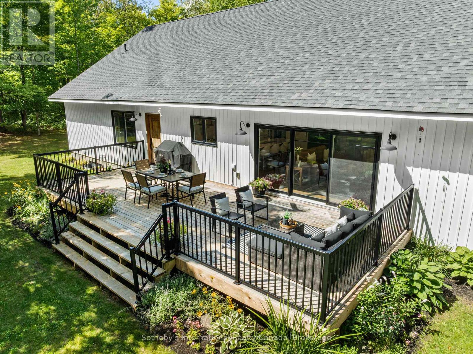 187 BAY LAKE ROAD - Image 35