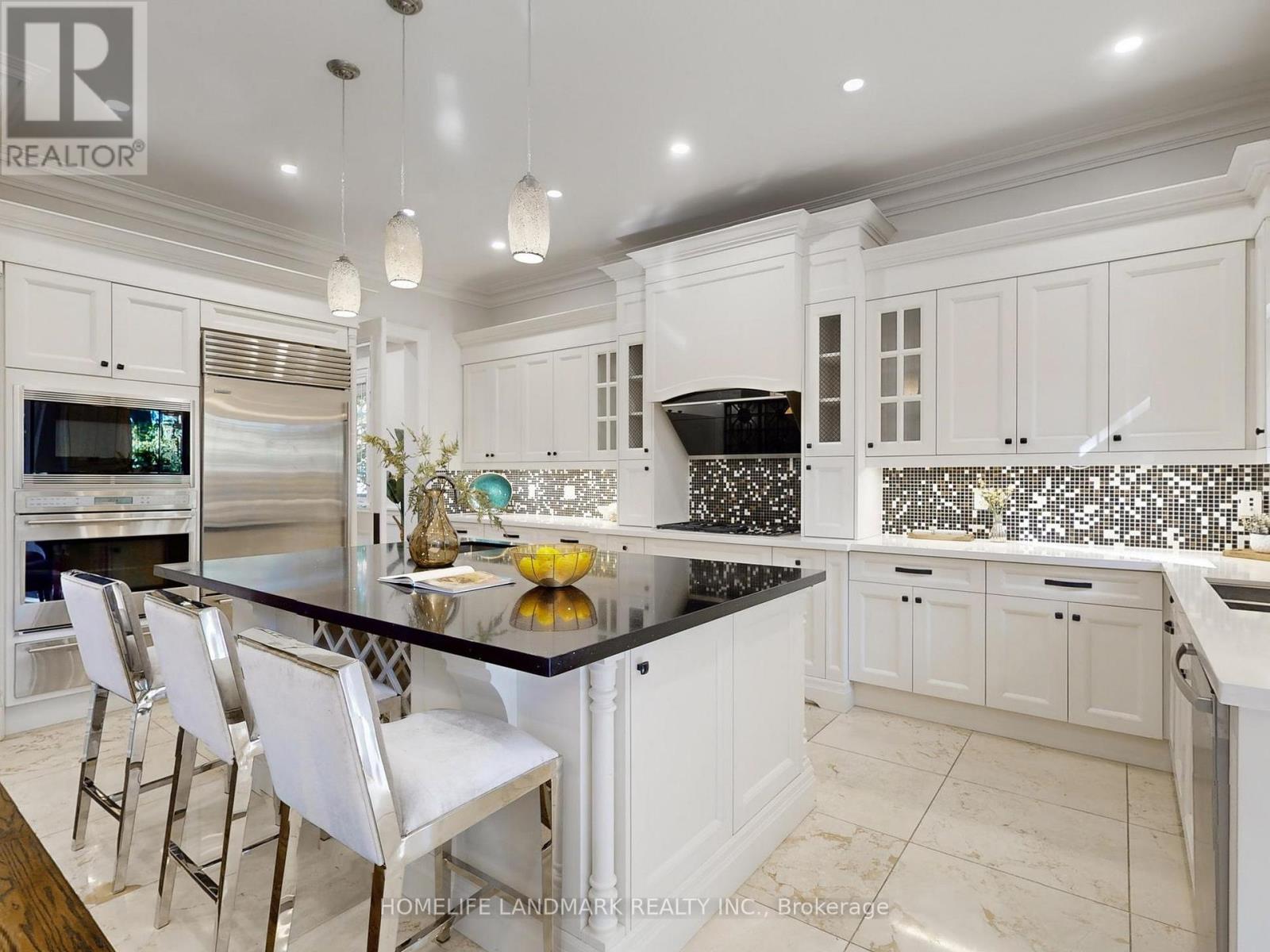 183 BYNG AVENUE - 7
