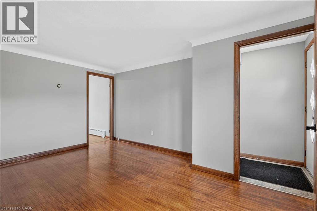 300 KNOLL Street - Image 29