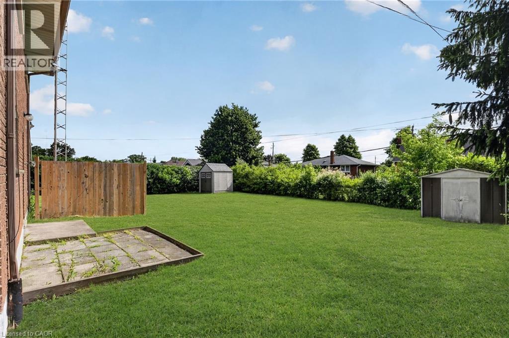300 KNOLL Street - Image 41