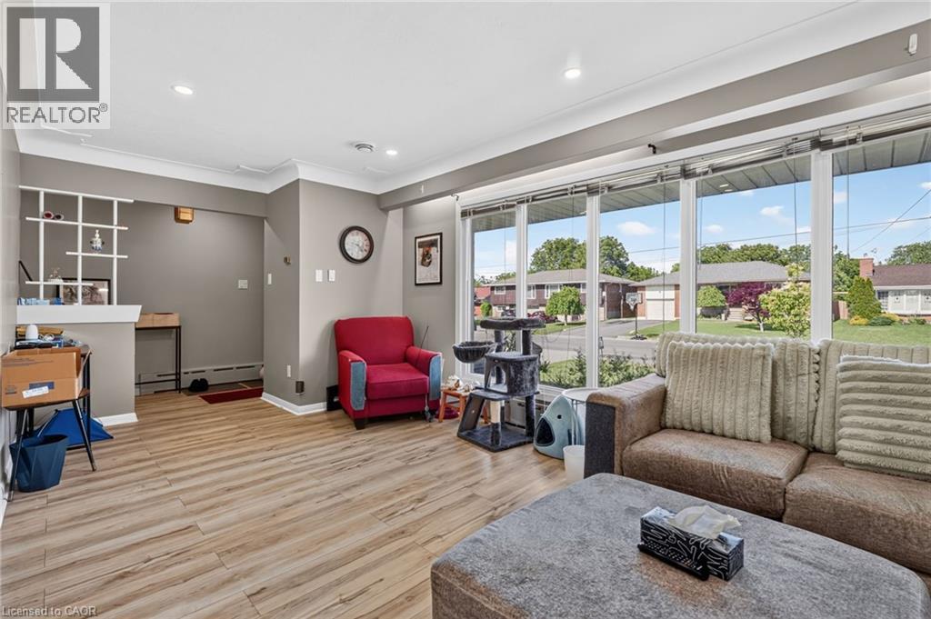 300 KNOLL Street - Image 5