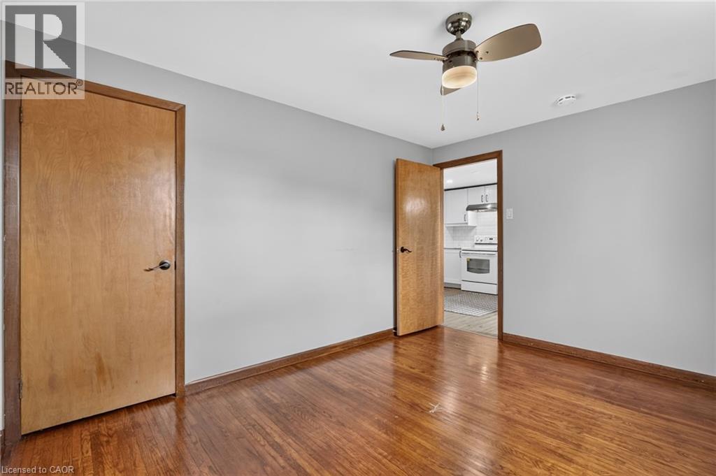 300 KNOLL Street - Image 35