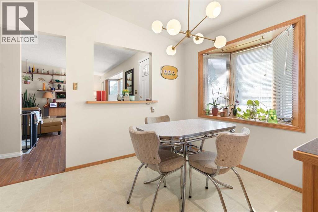 1171 Bassett Crescent NW - Image 11