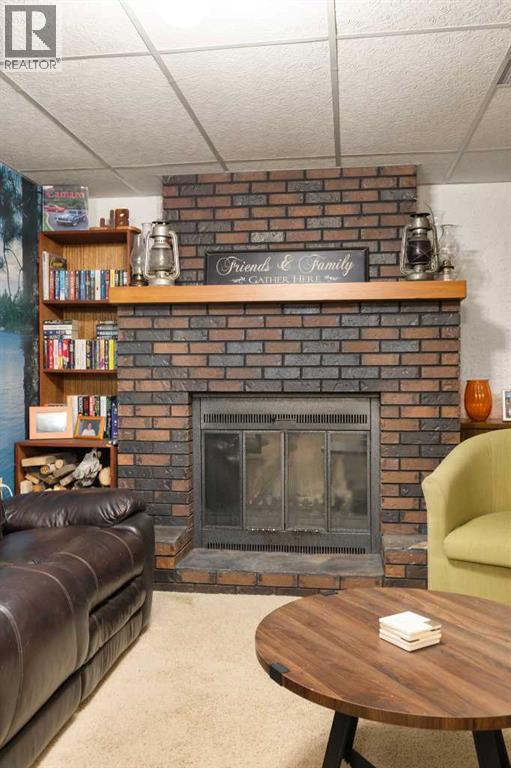 1171 Bassett Crescent NW - 33