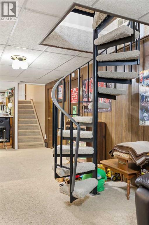 1171 Bassett Crescent NW - 34