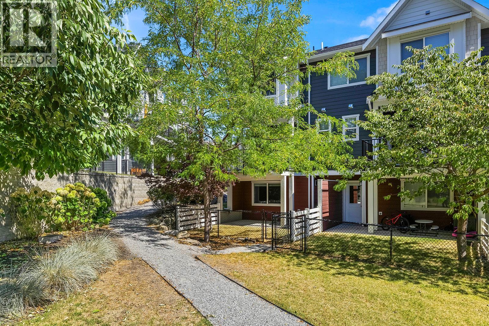 21 2490 Tuscany Drive, West Kelowna