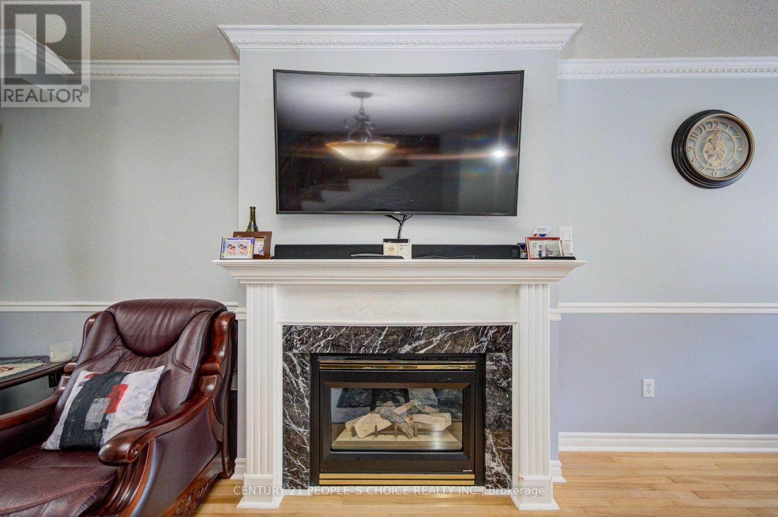 #42 7115 REXWOOD ROAD - 10