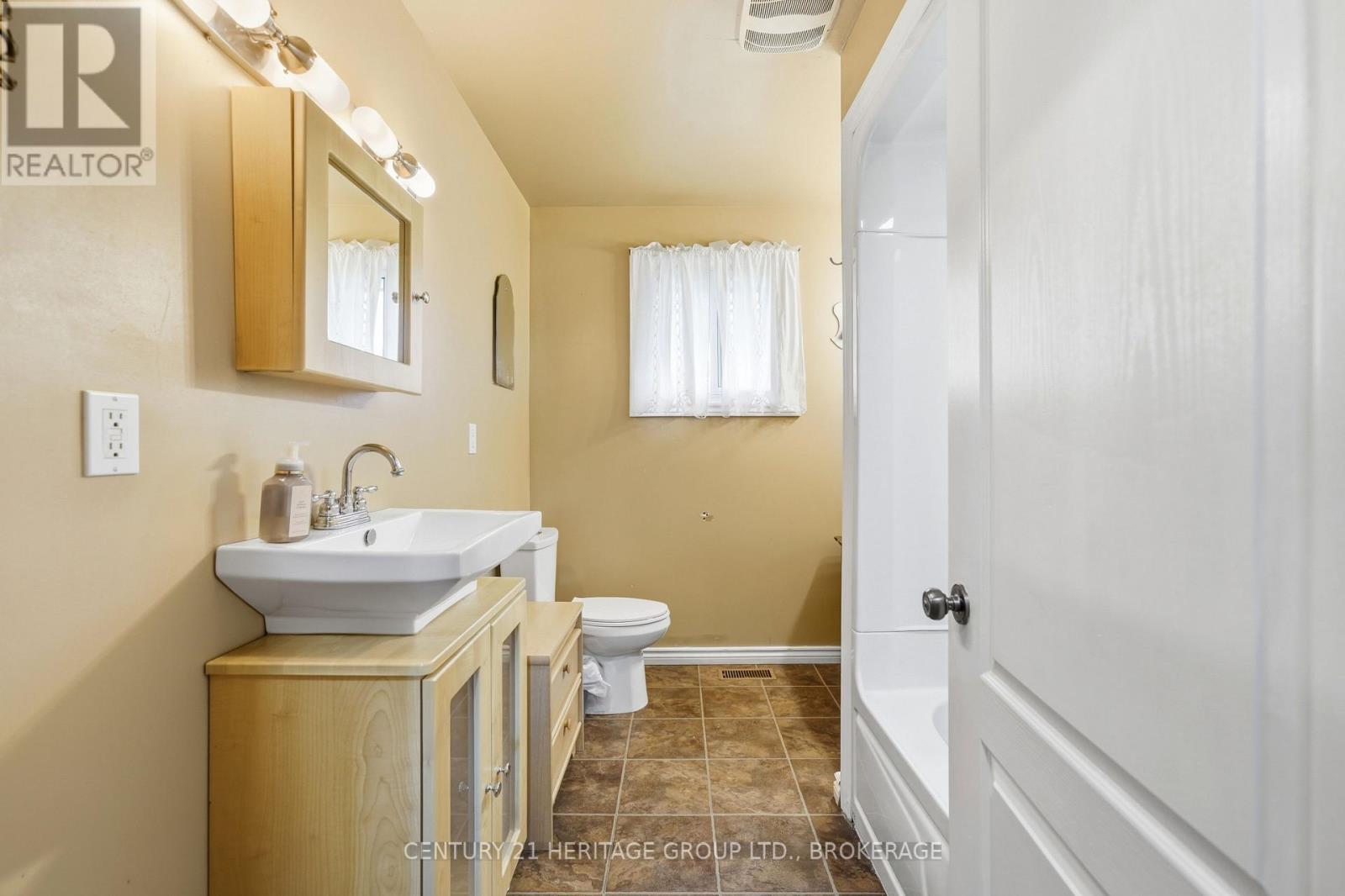 278 LESTER ROAD - Image 13