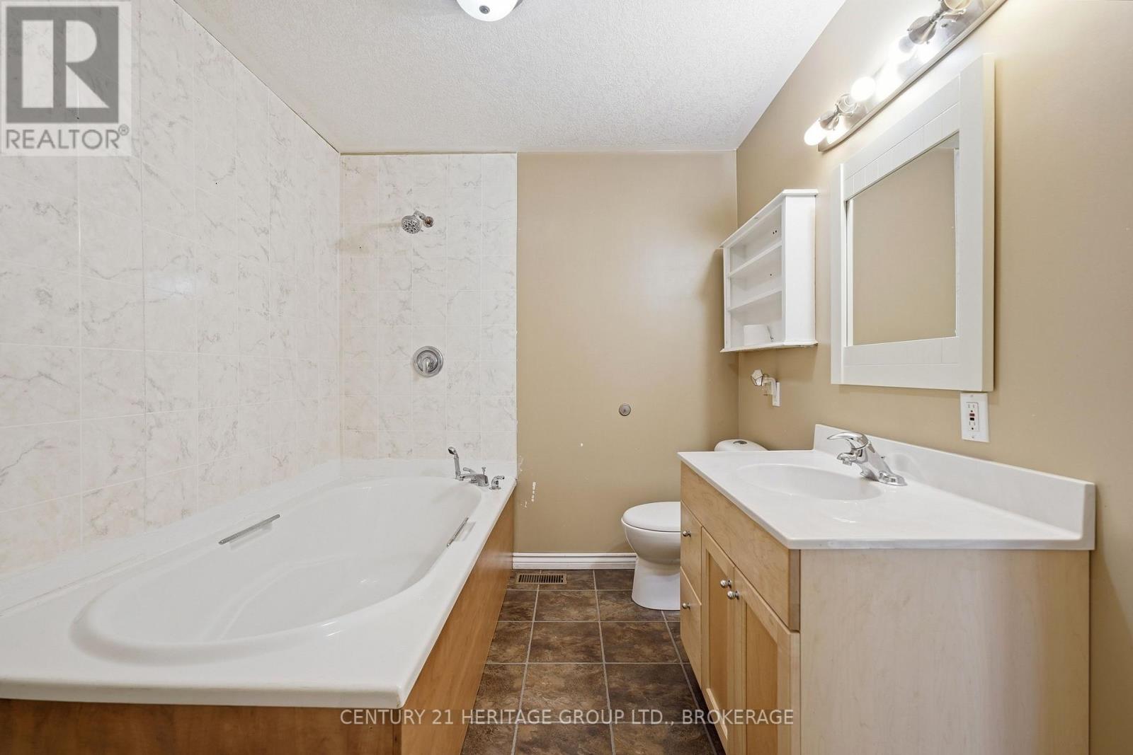 278 LESTER ROAD - 17