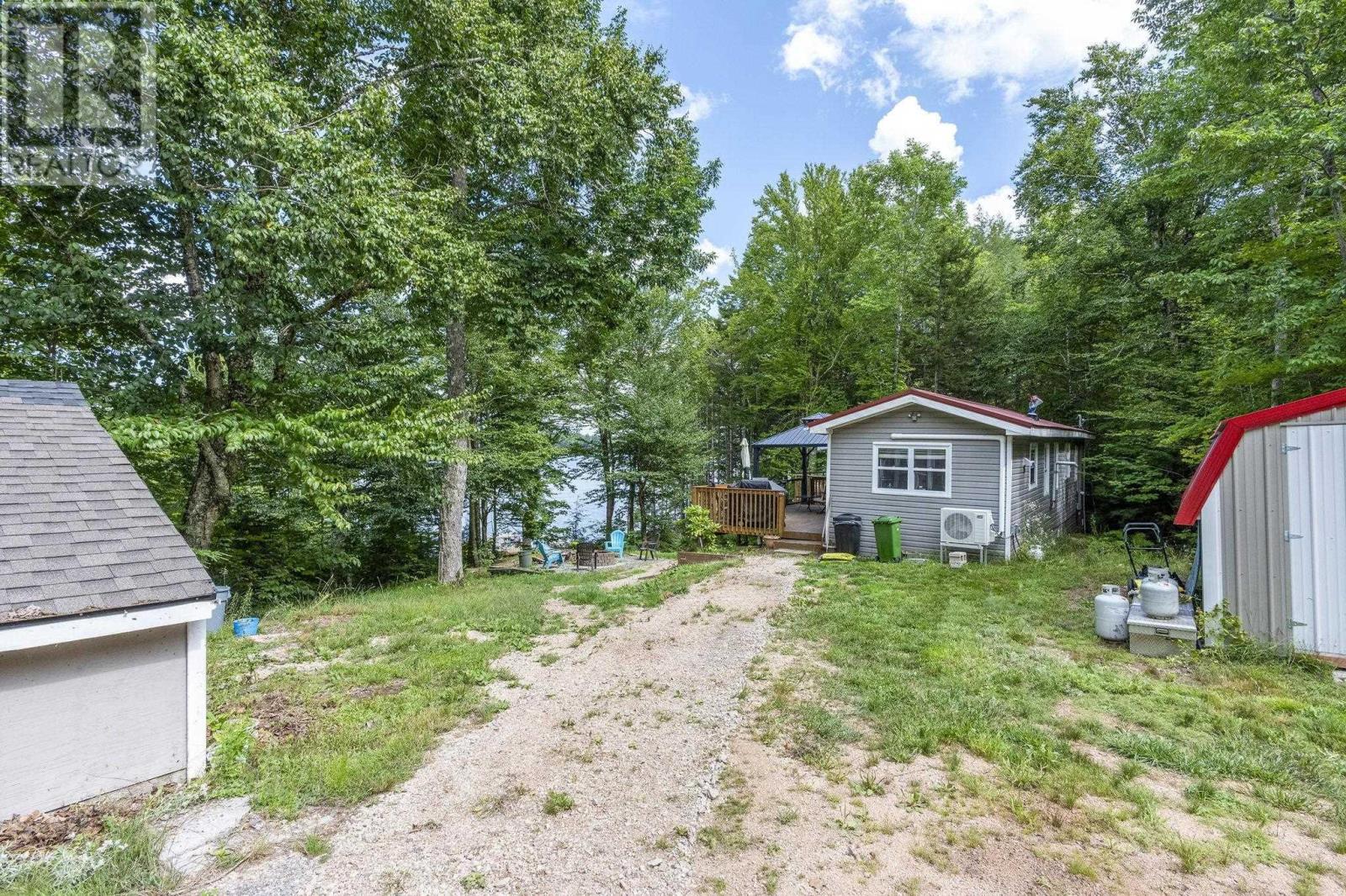 375 Eagle Rock Drive - Image 33