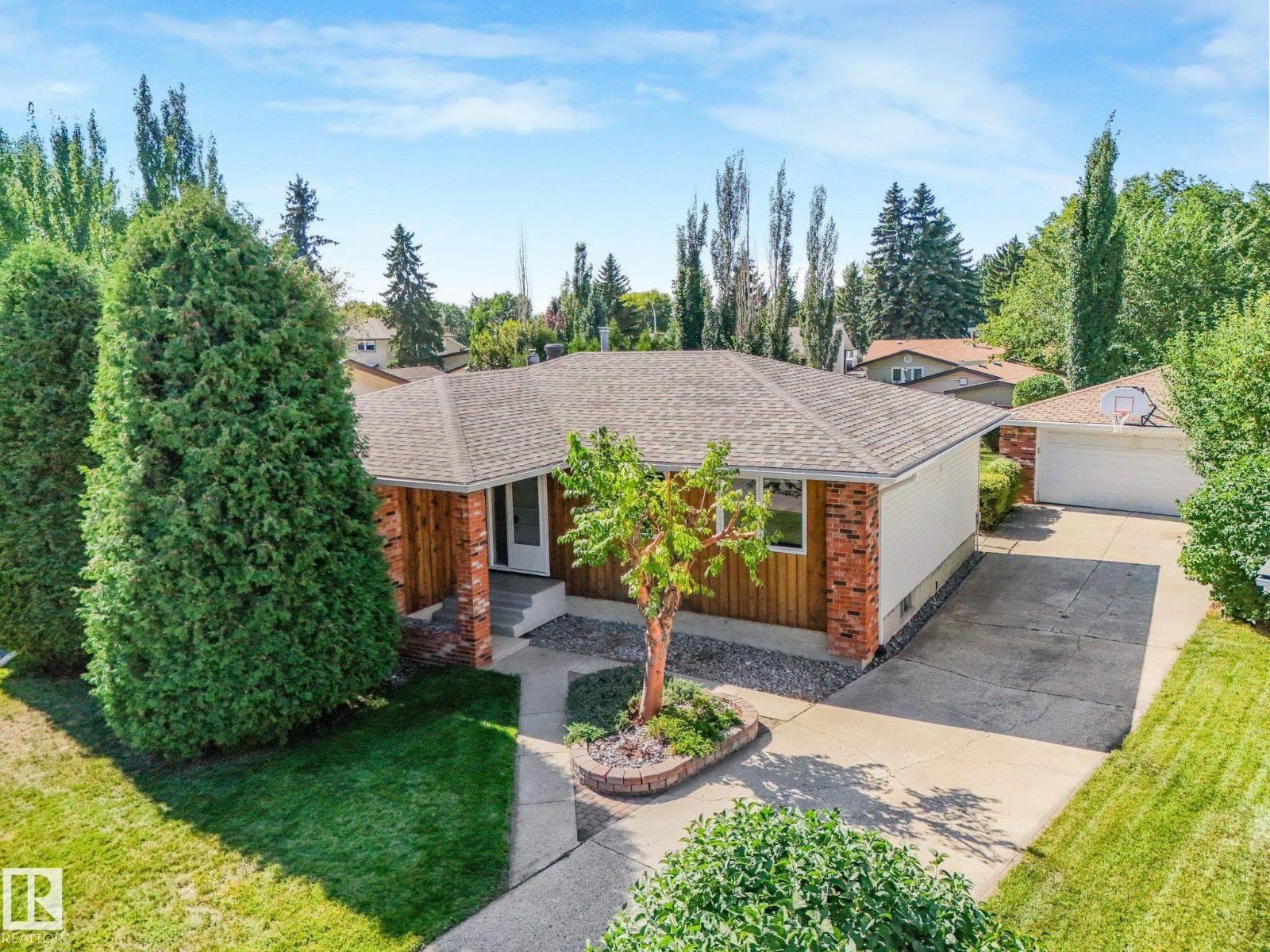 3436 86 ST NW - 4