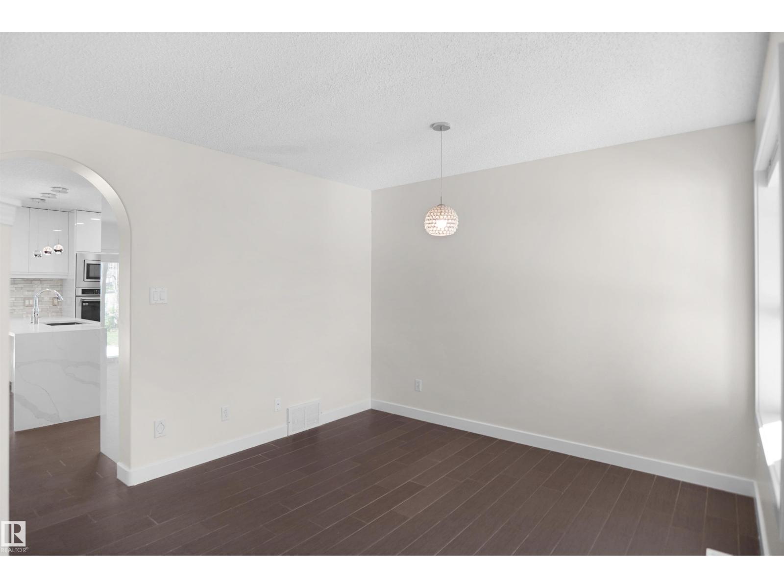 19 CHRISTINA WY, Lakeland Ridge, Sherwood Park photo 4