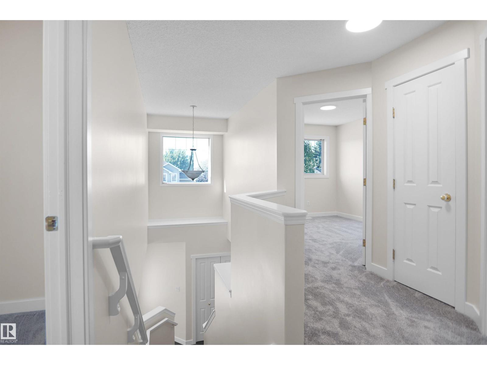 19 CHRISTINA WY - Image 35