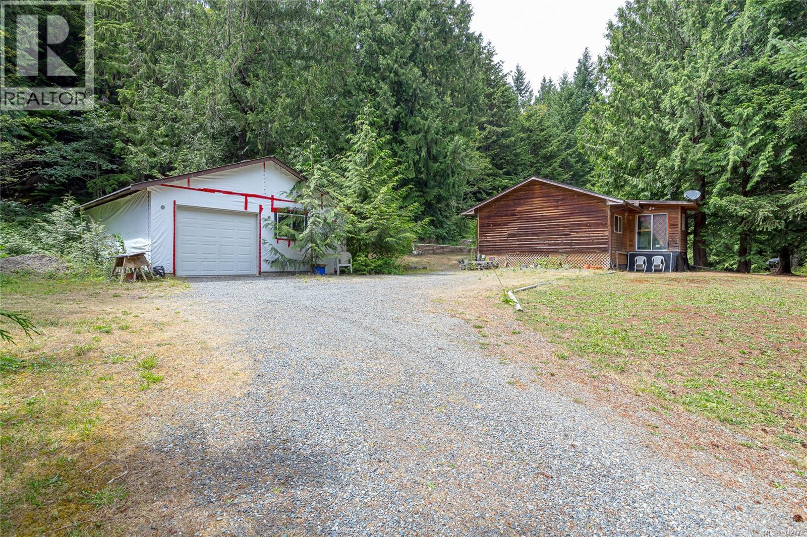 740 Spider Lake Rd - 6