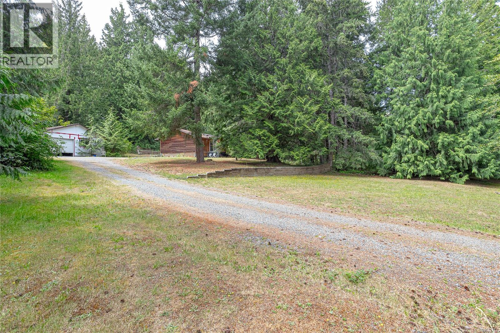 740 Spider Lake Rd - Image 20