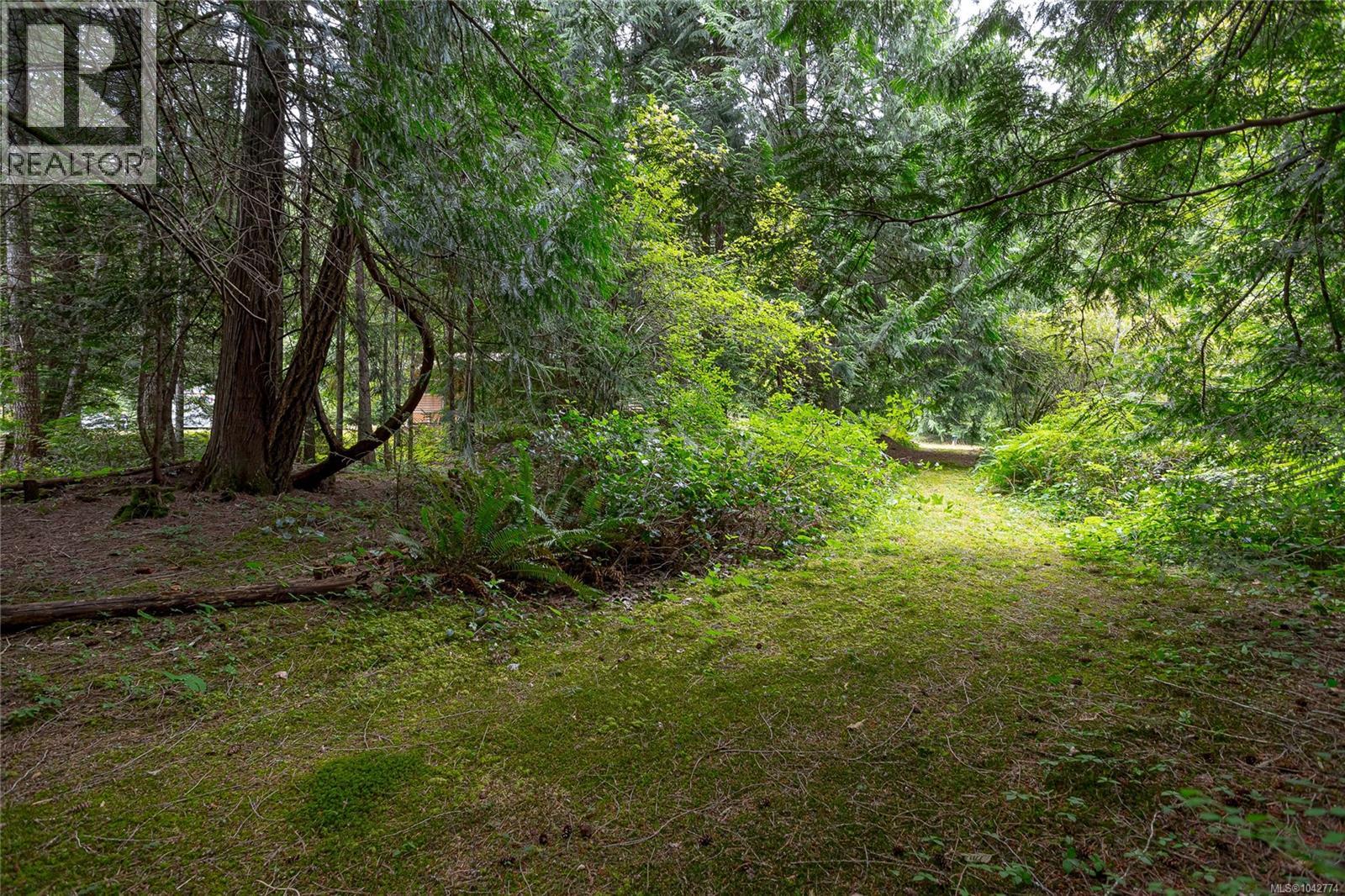 740 Spider Lake Rd - Image 21