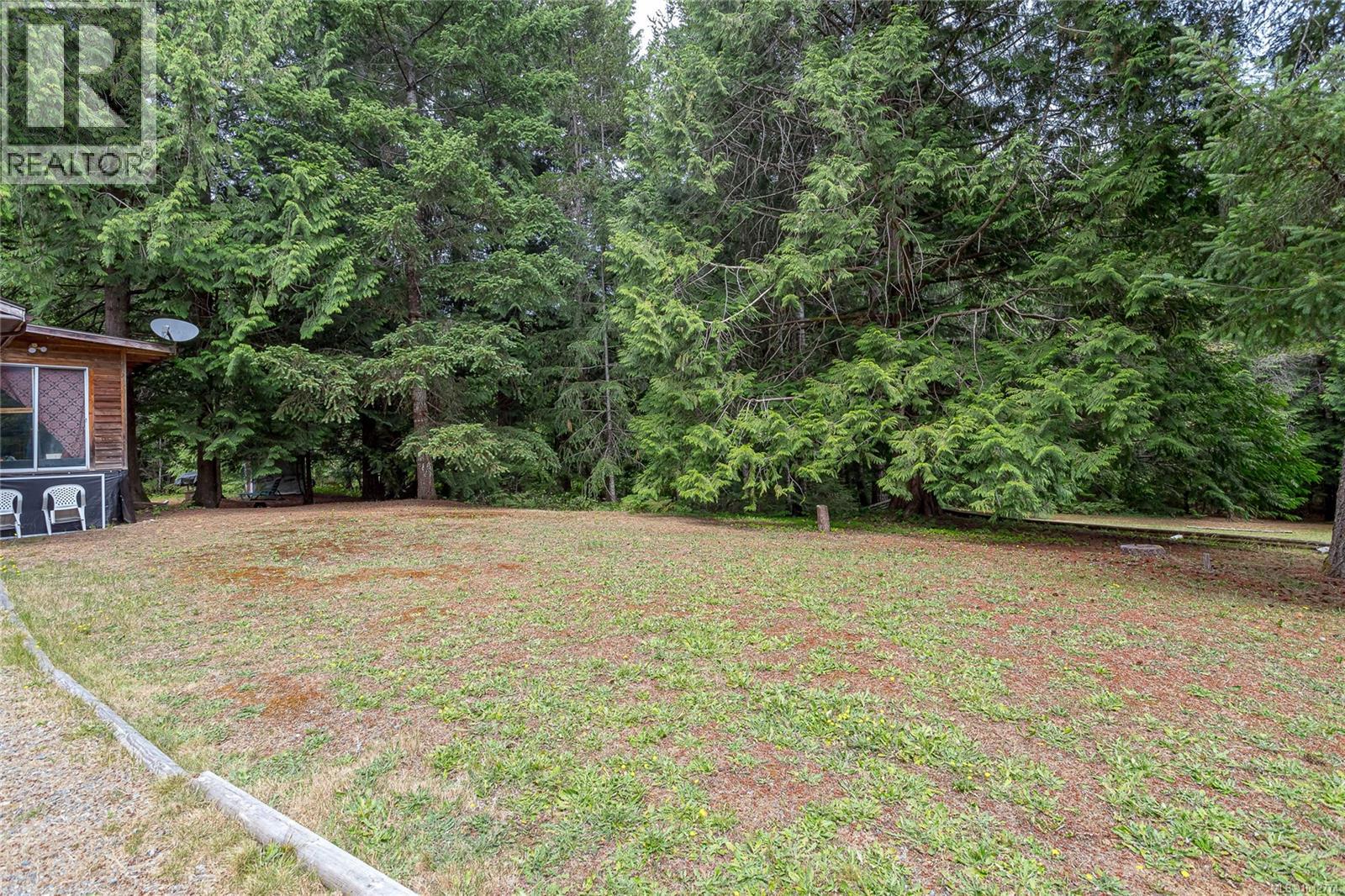 740 Spider Lake Rd - Image 17