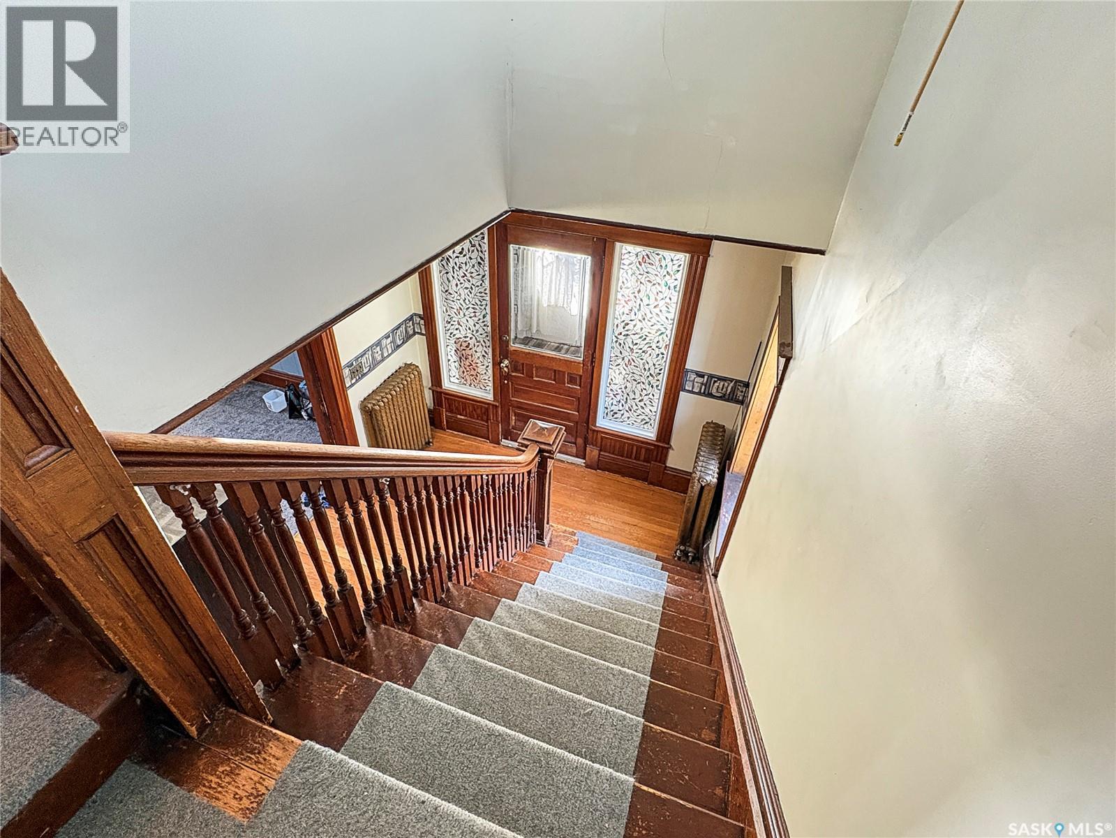 12 22nd STREET - 21