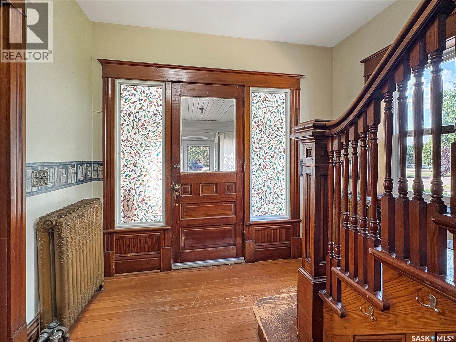 12 22nd STREET - 8